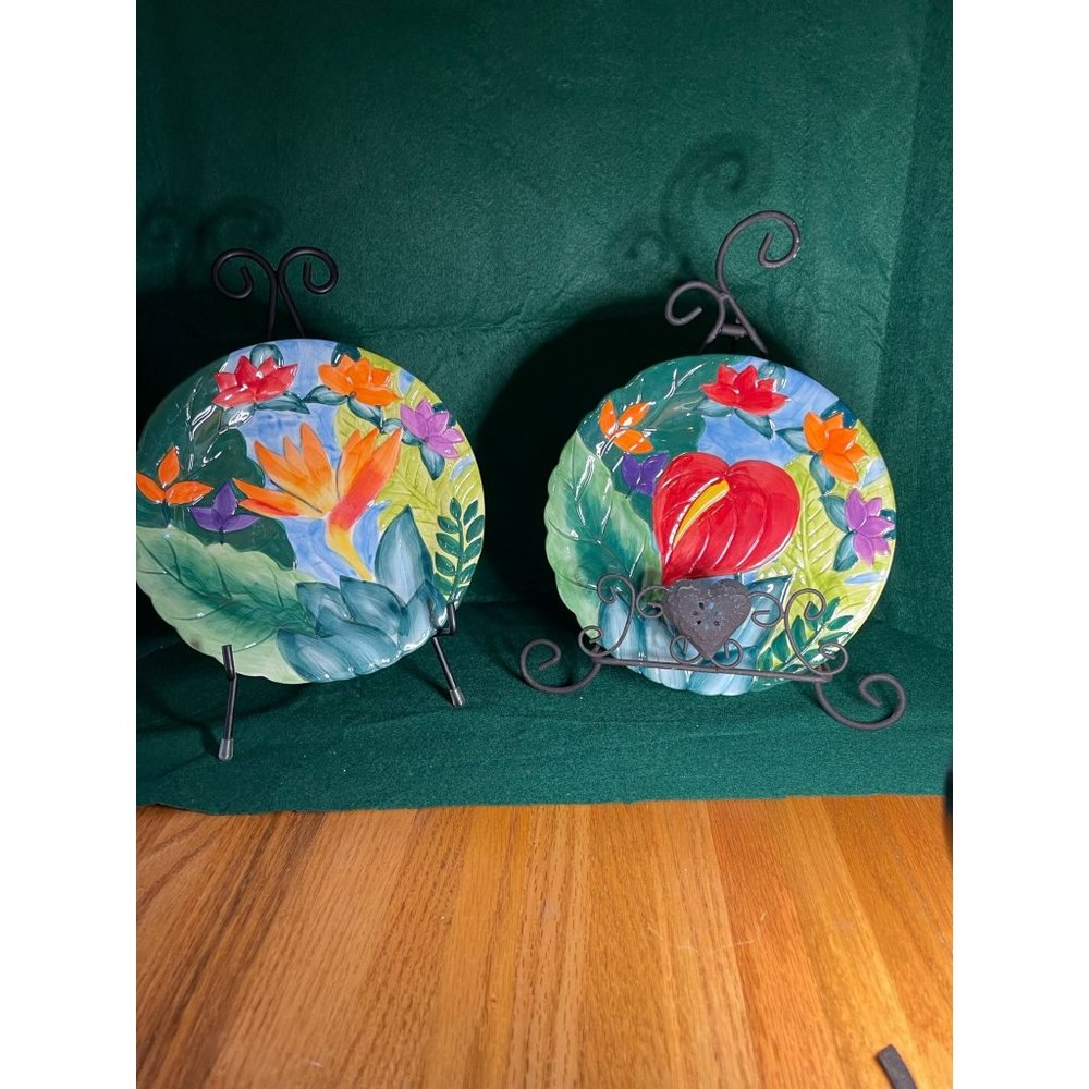 A set of Centrum Aloha Collection Hand Painted Ceramic